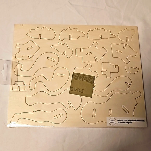 3 NWT Animal Puzzle Model Kits - Picture 4 of 10